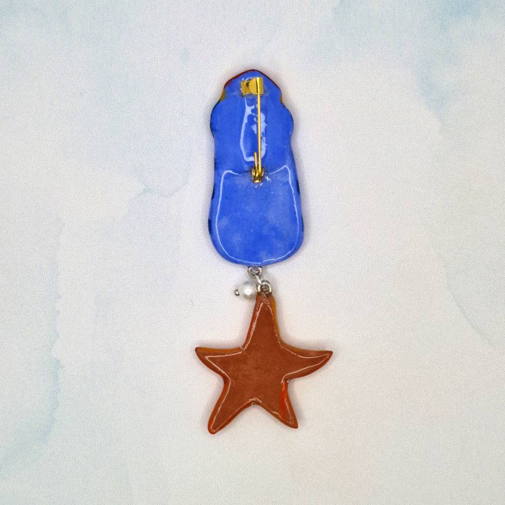 Glücksbringer Brosche Leuchtturm – Handgefertigt, Maritimer Mutmacher aus Ton & UV-Resin, Geschenkfertig verpackt Unikat Bild 3
