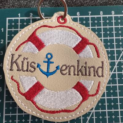 Steuerrad Küstenkind Deko Kunstleder Schlüsselanhänger Beige  – Unikat ca. 8,5 cm Handmade