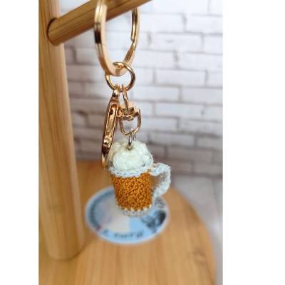  Gehäkelter Schlüsselanhänger Bierkrug – handgemachtes Fun Accessoire – lustige Geschenkidee
