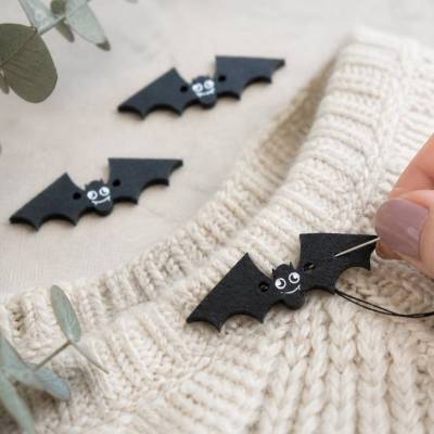 Fledermaus Knöpfe aus Holz schwarz 2 Loch Knopf DIY Zubehör