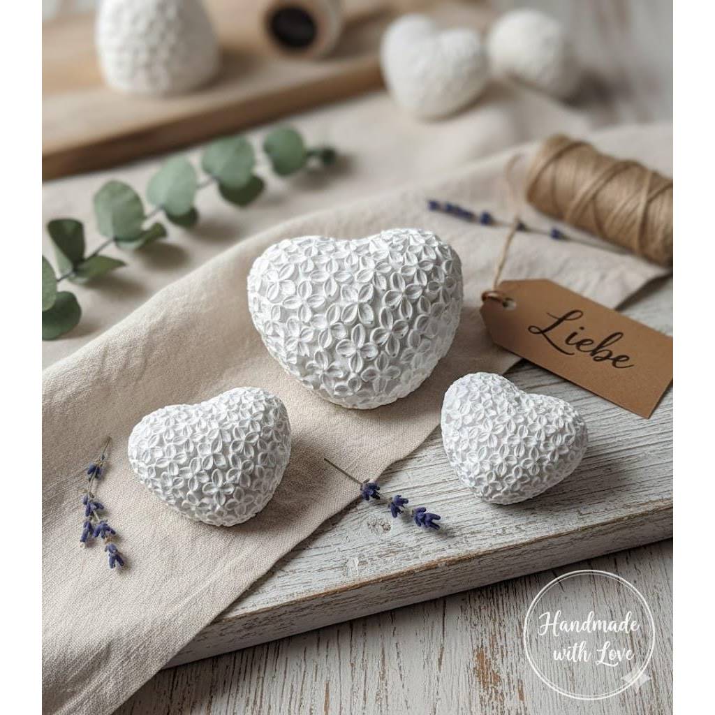 Geschenk Herz Deko Raysin Weiß – Handgefertigt mit Liebe – Hygge Wohndeko modern – Valentinstag Muttertag Gastgeschenk –