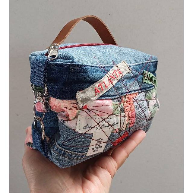 Jeans-Upcycling Kosmetiktasche, Beauty-Case, Denim-Pouch Bild 1