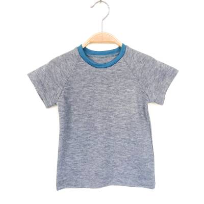 T-Shirt Größe 98 grau aus 100% Merinowolle – Kurzarm Upcycling Kinder Shirt