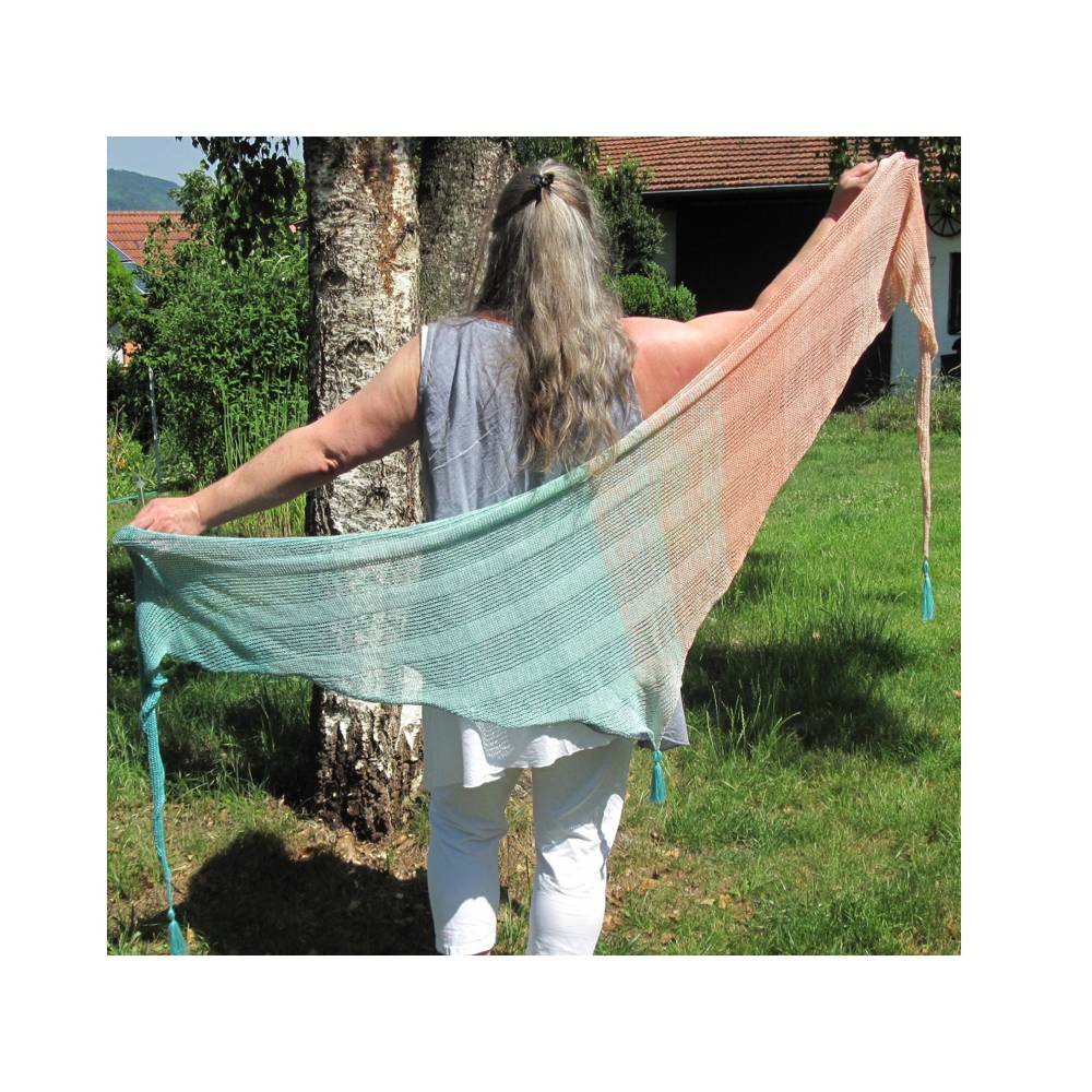 Dreieckstuch Sonne und Meer fein gestrickt – Pastell Farbverlauf, handgemacht, 2,90 m breit Bild 1