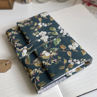 Kalenderhülle A5 Organizer BEEREN für 2026 | Planerhülle floral | Notizbuchhülle handmade | Buchhülle Geschenk