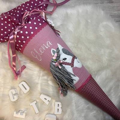 Schultüte, Zuckertüte, gestickt, Pferdekopf im Mähne, himbeer-rosa, Einschulung, personalisierbar, Musselin als Kissen