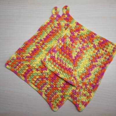 gehäkelte Topflappen in sommerlichen bunten Farben, Küchen Accessoire