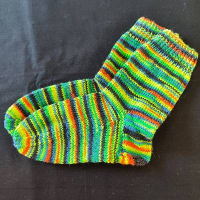 Handgestrickte Socken Gr.32/33 bunt geringelt