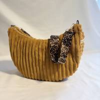 Moonbag Bananentasche aus Breit Cord – XXL Rippendesign, senf, vielseitig & geräumig