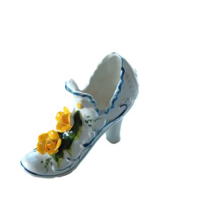 Vintage Porzellanstiefel 80er Stiefel Vase Dekostiefel Weiß Blau Gelb Stiefelvase Porzellanschuh Blumenvase Rosen