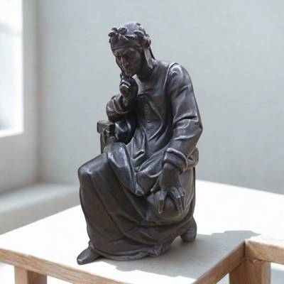 Antike Skulptur „Der nachdenkliche Dante“ nach Jerónimo Suñol – Zinkguss, bronziert, 21 cm