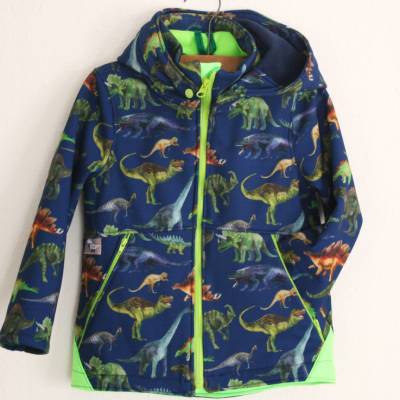 Softshelljacke "Dinos", dunkelblaugrundig mit tollem Dinodruck, abnehmbare Kapuze, Taschen, Gr. 98 und 104