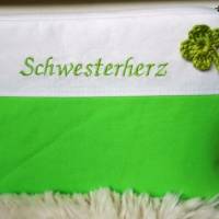 Kosmetiktasche Schwesterherz in Frühlingsgrün mit Glücksklee, Unikat
