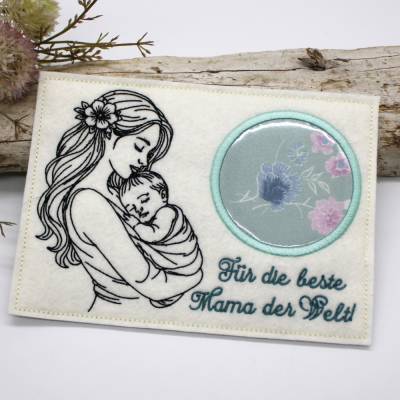 Stickdatei Mama Mutter mit Baby Mugrug ITH