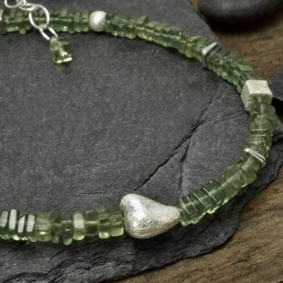 Grüne Edelsteinkette aus Apatit mit 925er Silber, Würfel, Herz und Kugel, eckige Scheiben Heishiperlen, Geschenk