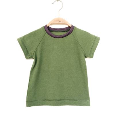 T-Shirt Größe 86 Merinowolle olivegrün / Upcyclingshirt für Kinder / Merinoshirt kurzärmlig