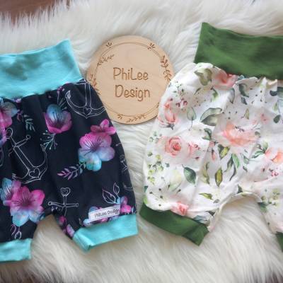 Kurze Pumphosen/ Gr. 104, 110, 116/ 2er Set