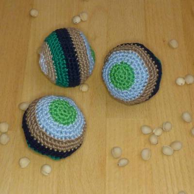 3 Jonglierbälle, gehäkelt, blau-grün-braun, Baumwolle, Handarbeit