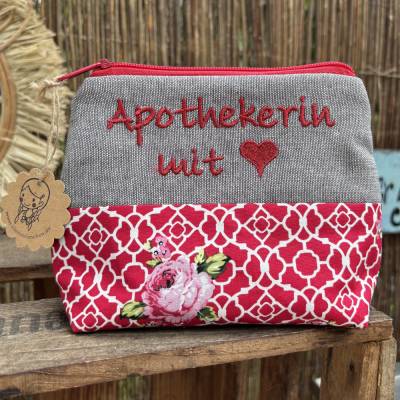 Apothekerin mit Herz // Schminktasche // Kosmetiktasche // Geschenk // Schminktäschchen // Kulturbeutel