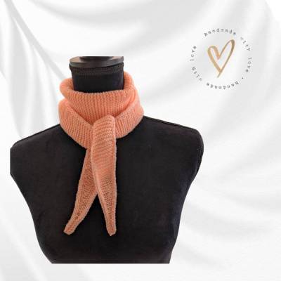 Sophie Schal * Kleiner Strickschal * Handgefertigtes Geschenk * Gestricktes Halstuch * Schmales Halstuch* Farbe lachs