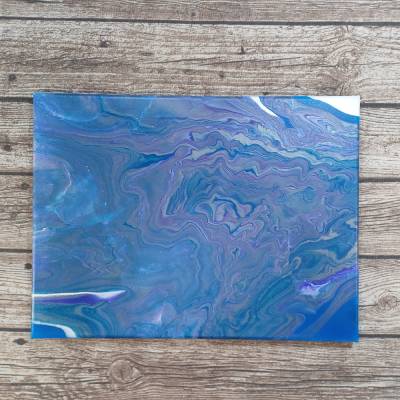 Acrylpouring-Bild blau-lila-silbermetallic auf weiß, ruhiger Farbverlauf 30 x 40 cm