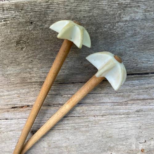 2 alte Quirle aus Holz und Kunststoff Küchenhelfer Vintage 60er 70er Jahre DDR