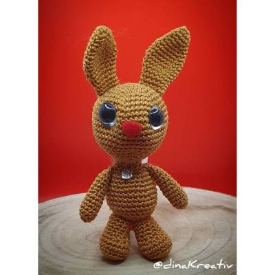 Gehäkelter Hase Hanko (17 cm) | Hochwertiges Amigurumi aus Baumwolle | Handgefertigt als Geschenk und Dekoration