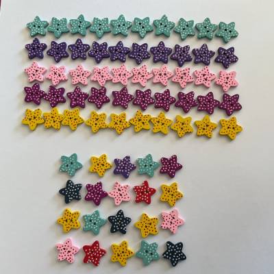 Holzknöpfe bunte Sterne gepunktet, Sternknöpfe 10 Stück 2-Loch, 15 mm, 0,28€/pro Stück zum Nähen, Basteln, Dekoration