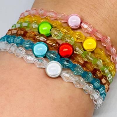 Buntes Perlenarmband Damen Mädchen – Boho Y2K Kawaii Schmuck aus Glasperlen, elastisch & handgemacht