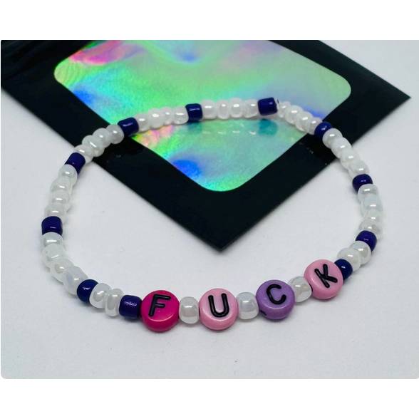 Personalisiertes Perlenarmband mit Wunschtext – Handgemachtes Statement Schmuck Y2K Boho Bild 4