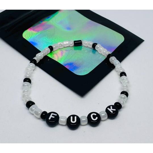 Personalisiertes Perlenarmband mit Wunschtext – Handgemachtes Statement Schmuck Y2K Boho Bild 7