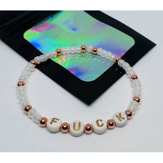 Personalisiertes Perlenarmband mit Wunschtext – Handgemachtes Statement Schmuck Y2K Boho Bild 9