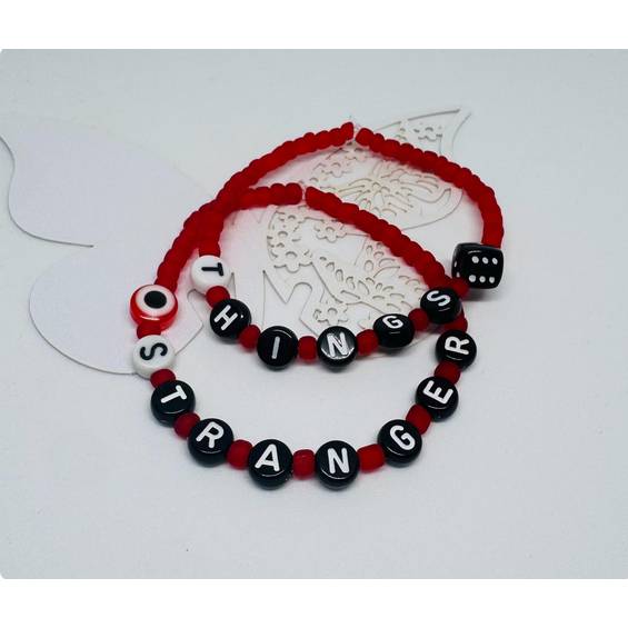 Stranger Things Armband Set 2er – Personalisiertes Freundschaftsarmband Rot Schwarz für Fans Bild 2