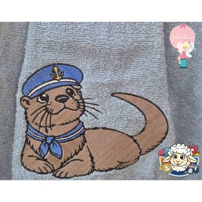 Ferberline Stickdatei Füllstich Otter Käpt'n Otis in 4 Größen plus Bonus