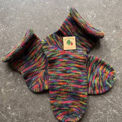 Gestrickte Socken Gr. 36/37 – Rollrand Wollsocken multicolor, Handarbeit Geschenkverpackung inklusive