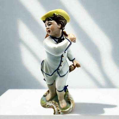 Ludwigsburg Porzellanfigur Wanderjunge handbemalt – Selten, 11 cm, antik & original