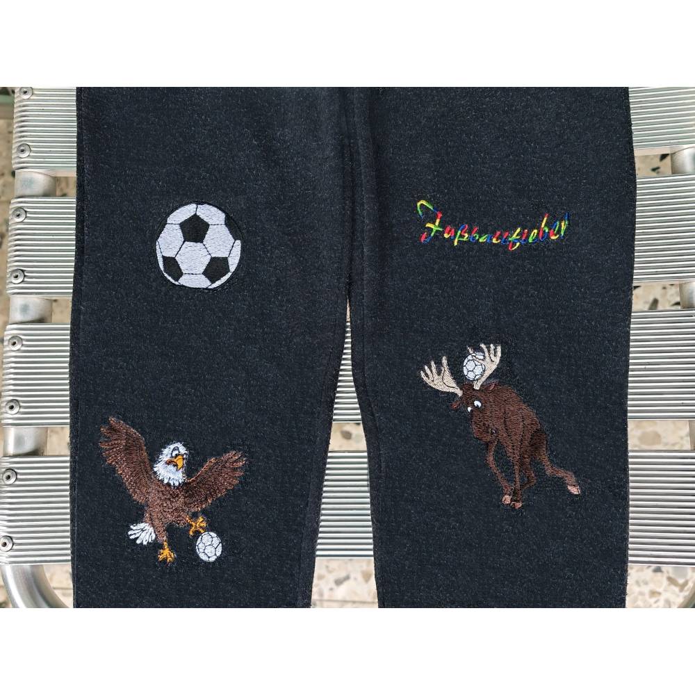 Fußball Elch Stickdatei 14x14cm bzw. 15x15cm – Witziges Kopfballmotiv für deine Stickmaschine Bild 9