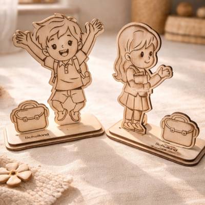 ???? Personalisierte Holzfigur „Schulkind“ – Geschenk zur Einschulung ????