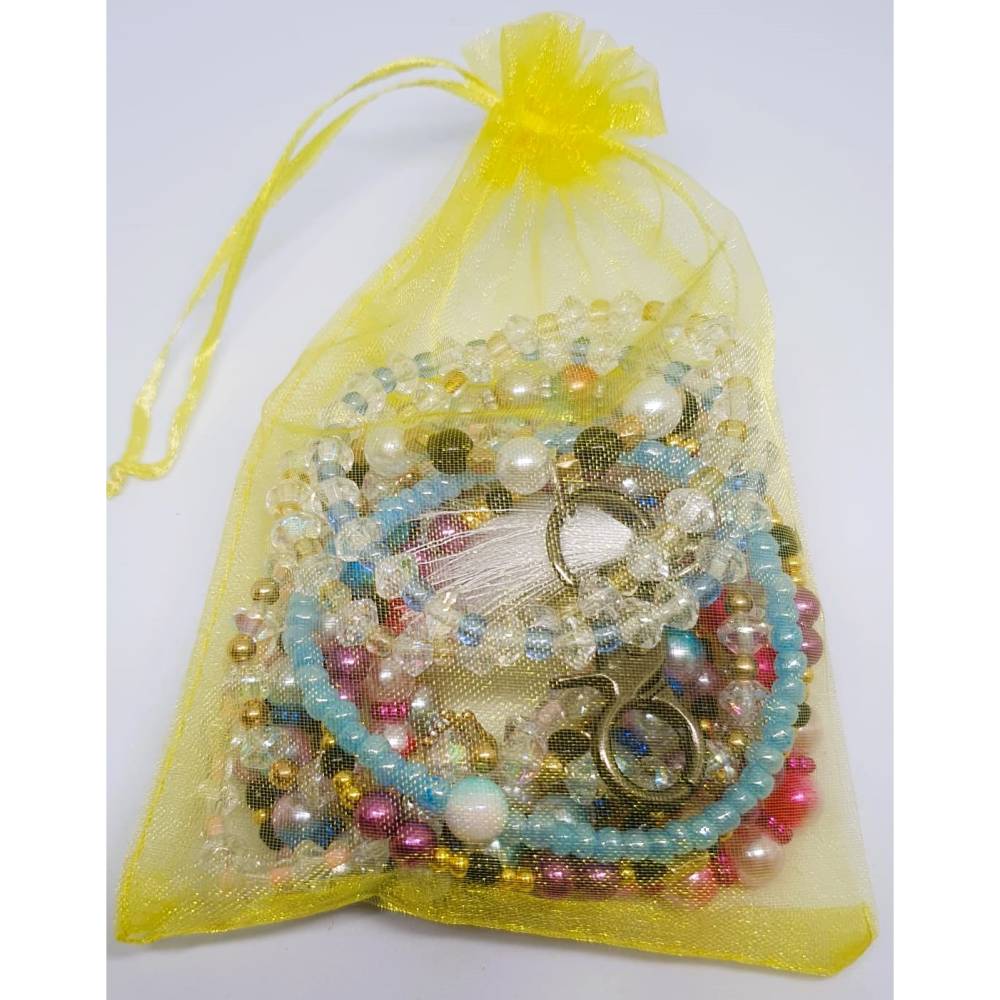 Mystery Bag: 10 handgemachte Schmuck-Überraschungen – Armbänder, Halsketten, Charms & Schlüsselanhänger Bild 7