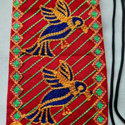 Handgearbeitetes Brillenetui aus  Baumwolle mit Stickerei und Schulterband, neu, 20 x 12 cm, Ethno-Style,  bunt