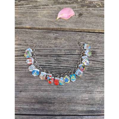 Vintage Bettelarmband, zumeist 800 Silber, Emailierte Stadtwappen