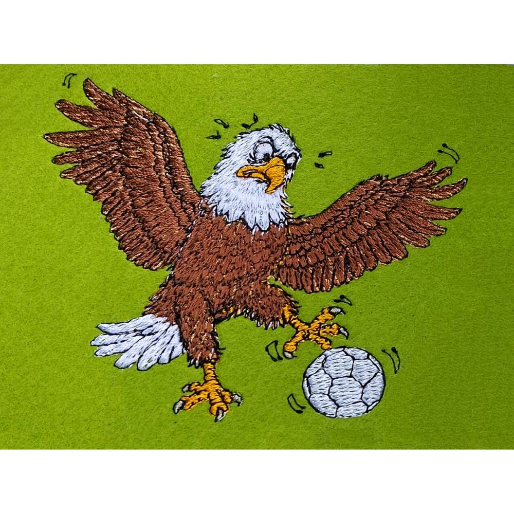 Fußball Adler Stickdatei 12-14x18cm – Lustiges Fußballmotiv für deine Stickmaschine Bild 1