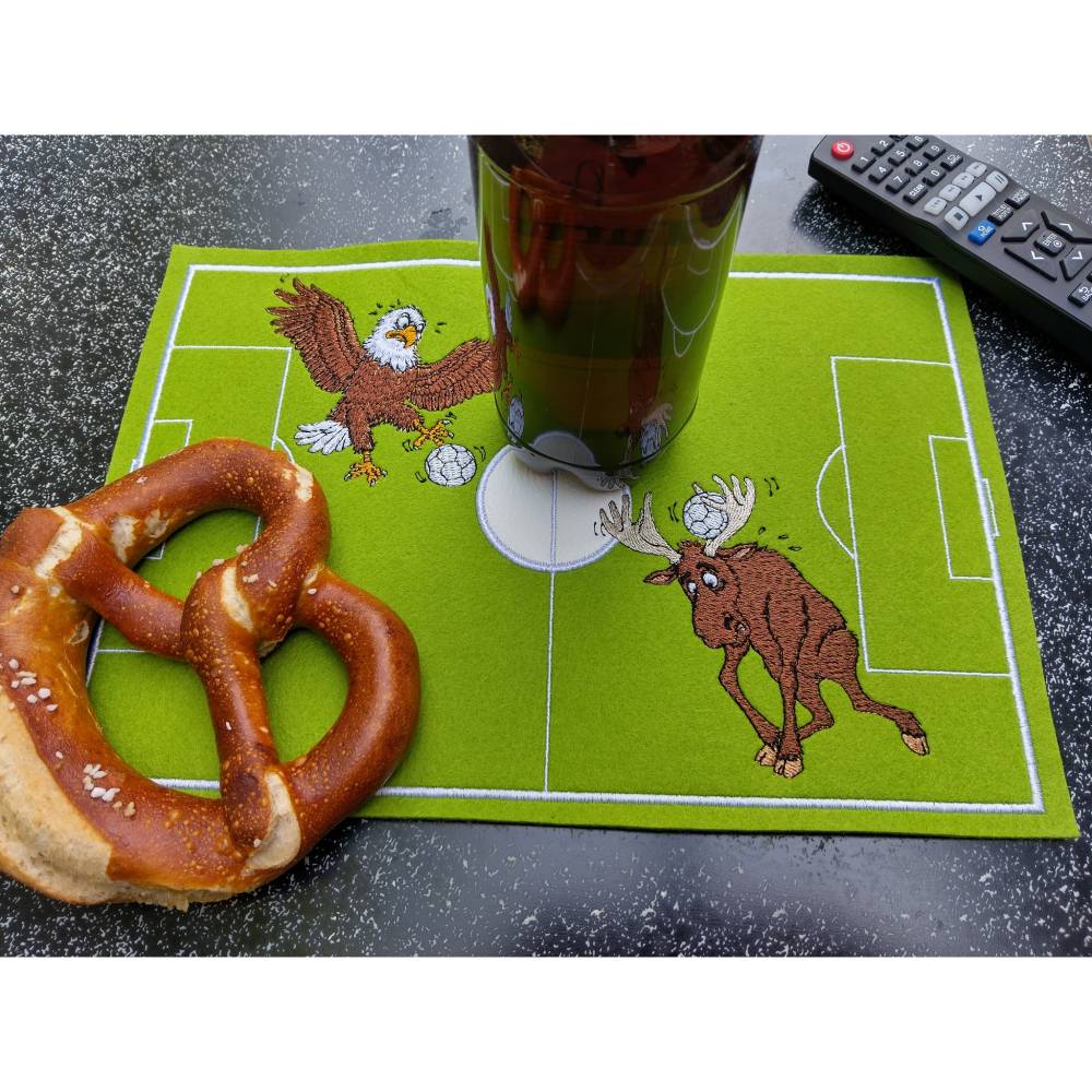 Fußball Adler Stickdatei 12-14x18cm – Lustiges Fußballmotiv für deine Stickmaschine Bild 3