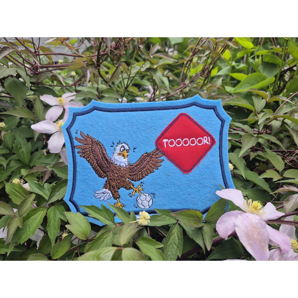 Fußball Adler Stickdatei 12-14x18cm – Lustiges Fußballmotiv für deine Stickmaschine Bild 6