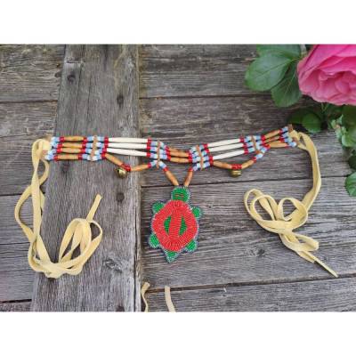 Vintage chocker aus Knochenperlen mit Schildkrötenanhänger