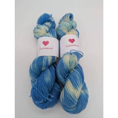 Sockenwolle handgefärbt 4-fach 100g 420m Blau Hellblau Weiß