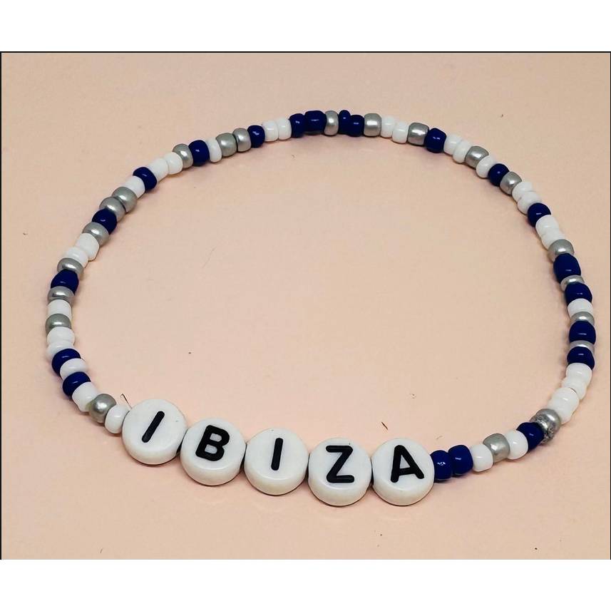 Personalisiertes Ibiza Armband – Wunschtext Boho Perlenarmband, Handmade Festival Schmuck Bild 3