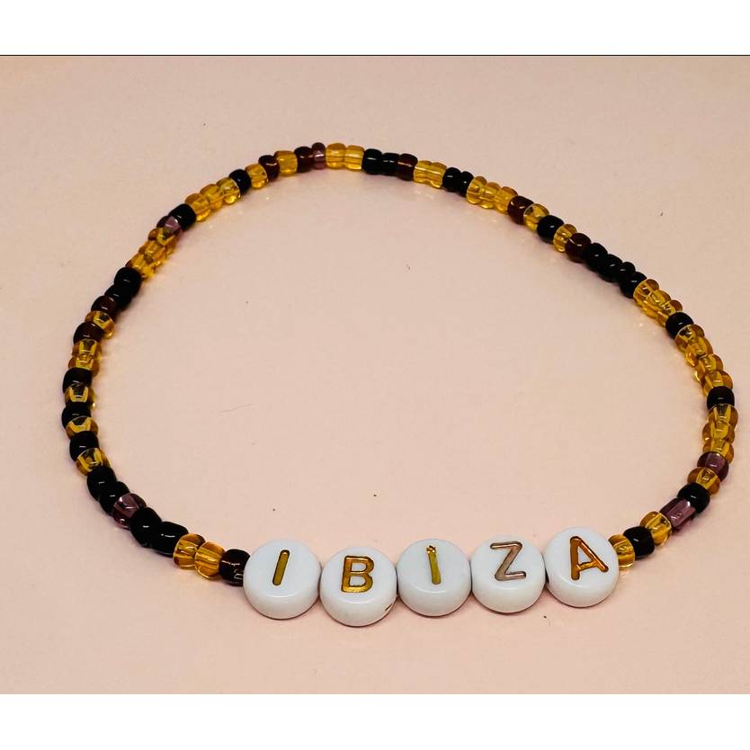Personalisiertes Ibiza Armband – Wunschtext Boho Perlenarmband, Handmade Festival Schmuck Bild 5