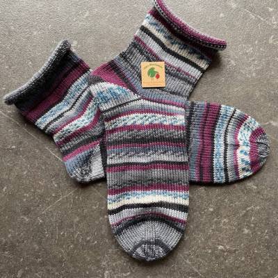 Gestrickte Socken 48/49 Wollsocken Rollrand Stricksocken Übergrößen Herrensocke bordeaux grau weiß  Geschenk bis 30 Euro