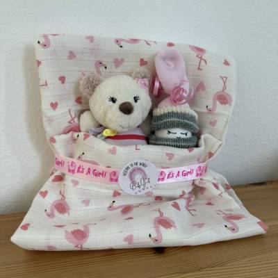 Windeltorte mit Bärchen und Windelbaby, Babygeschenk Mädchen, kreatives Geschenk zur Geburt, auch mit Name